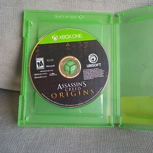 Assassin's Creed Origins for Xbox One - Green Case